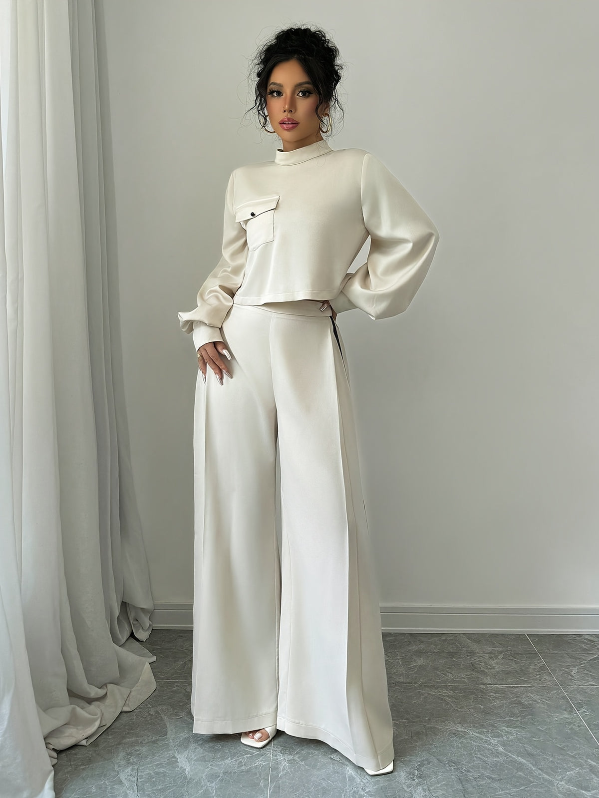 Elegant, Stylish, And Minimalist Color-Block Lantern Sleeve Real Pocket Small Stand-Up Collar Short Top with Wide-Leg Side Black Webbing Long Pants Set