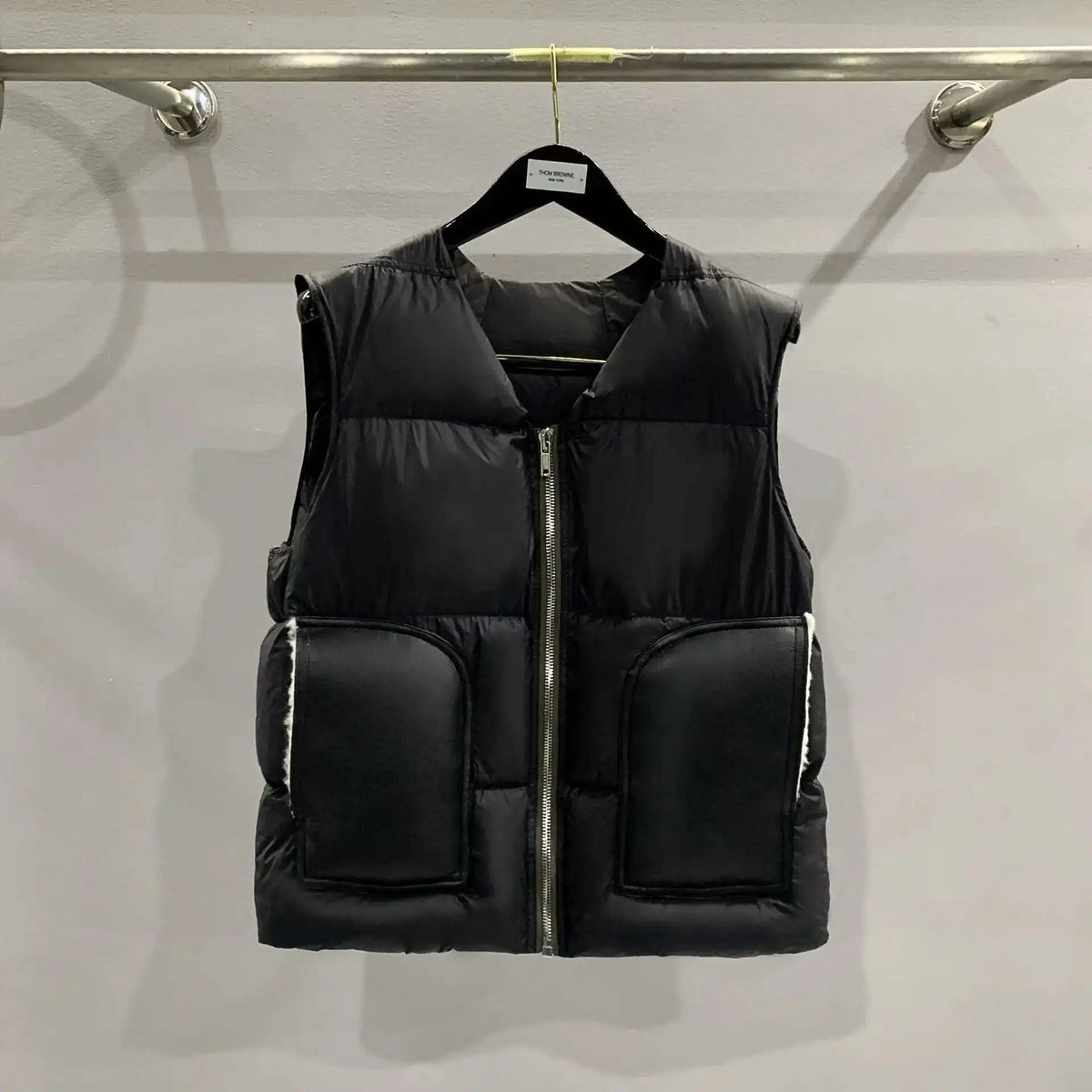 HKSH Autumn Winter Men's Tide Dark V-neck Cotton Jacket Women Splice Fur Patchwork Sleeveless Vest Zipper Chic Down Coats HK2466